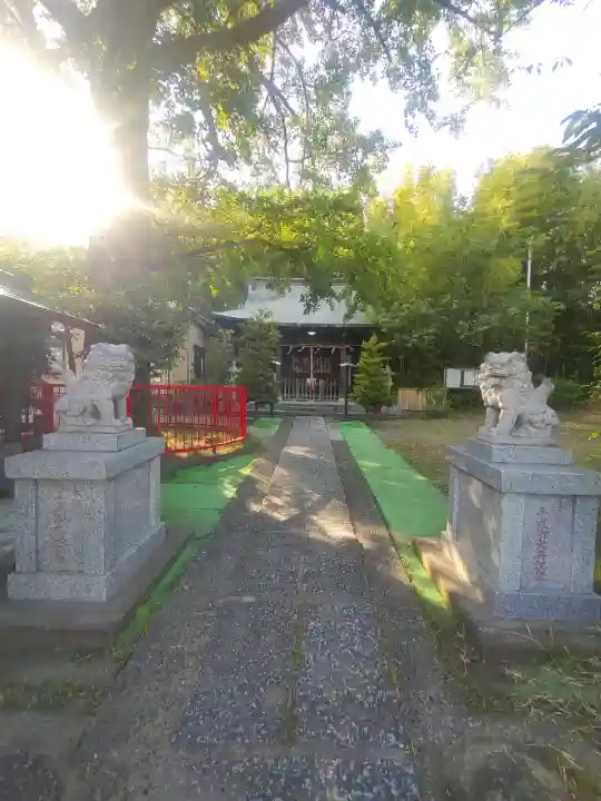 子之神社の{uncategorized: "未分類", other: "その他", undefined: "問題あり", building: "その他建物", grave: "お墓", sacred_gate: "鳥居", guardian: "狛犬", statue: "像", buddha: "仏像", history: "歴史", nature: "自然", garden: "庭園", animal: "動物", pagoda: "塔", temizu: "手水舎", mountain_gate: "山門・神門", sanctuary: "本殿・本堂", subordinate: "末社・摂社", art: "芸術", scenery: "景色", jizo: "地蔵", ema: "絵馬", goshuin: "御朱印", omikuji: "おみくじ", items: "授与品その他", amulet: "お守り", goshuincho: "御朱印帳", eats: "食事", festival: "お祭り", votive_dance: "神楽", shichigosan: "七五三参", wedding: "結婚式", experience: "体験その他", initially: "初詣", around: "周辺", anti_infection: "感染症対策"}