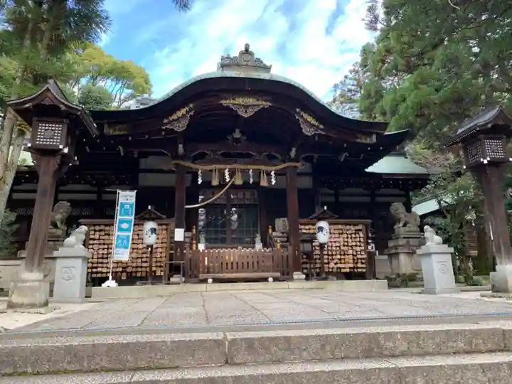 岡崎神社の本殿・本堂