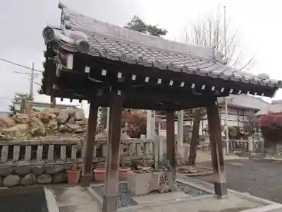 法性寺の手水舎