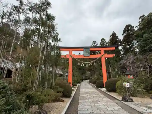 霊山寺の{uncategorized: "未分類", other: "その他", undefined: "問題あり", building: "その他建物", grave: "お墓", sacred_gate: "鳥居", guardian: "狛犬", statue: "像", buddha: "仏像", history: "歴史", nature: "自然", garden: "庭園", animal: "動物", pagoda: "塔", temizu: "手水舎", mountain_gate: "山門・神門", sanctuary: "本殿・本堂", subordinate: "末社・摂社", art: "芸術", scenery: "景色", jizo: "地蔵", ema: "絵馬", goshuin: "御朱印", omikuji: "おみくじ", items: "授与品その他", amulet: "お守り", goshuincho: "御朱印帳", eats: "食事", festival: "お祭り", votive_dance: "神楽", shichigosan: "七五三参", wedding: "結婚式", experience: "体験その他", initially: "初詣", around: "周辺", anti_infection: "感染症対策"}