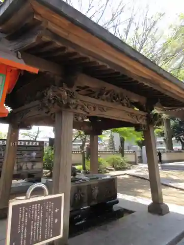 蓮馨寺の手水