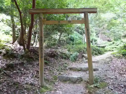 白滝大明神の鳥居