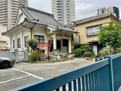 宗賢寺の{uncategorized: "未分類", other: "その他", undefined: "問題あり", building: "その他建物", grave: "お墓", sacred_gate: "鳥居", guardian: "狛犬", statue: "像", buddha: "仏像", history: "歴史", nature: "自然", garden: "庭園", animal: "動物", pagoda: "塔", temizu: "手水舎", mountain_gate: "山門・神門", sanctuary: "本殿・本堂", subordinate: "末社・摂社", art: "芸術", scenery: "景色", jizo: "地蔵", ema: "絵馬", goshuin: "御朱印", omikuji: "おみくじ", items: "授与品その他", amulet: "お守り", goshuincho: "御朱印帳", eats: "食事", festival: "お祭り", votive_dance: "神楽", shichigosan: "七五三参", wedding: "結婚式", experience: "体験その他", initially: "初詣", around: "周辺", anti_infection: "感染症対策"}
