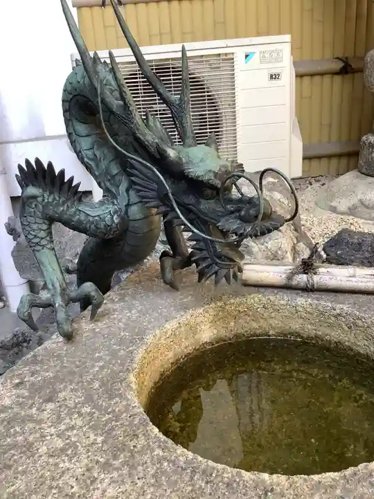 極楽寺の手水舎