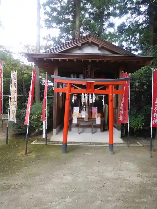 鏡石鹿嶋神社 *安産・開運・勝利の神さま*の末社・摂社