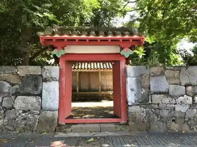 桃林寺の山門・神門