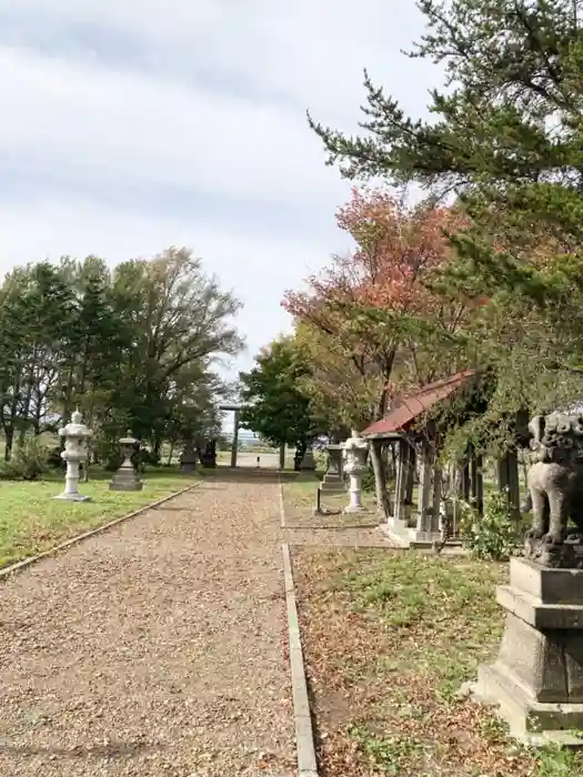 生振神社の建物その他