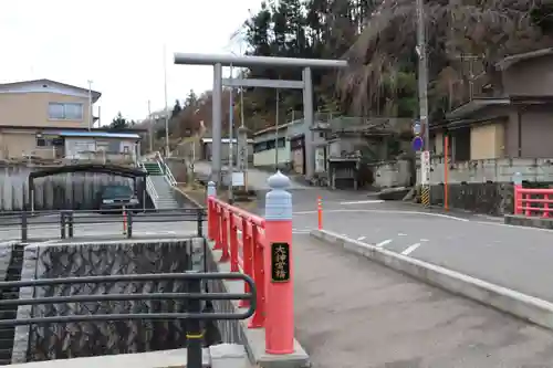 三春大神宮の鳥居