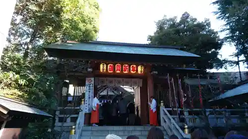東京大神宮の山門・神門