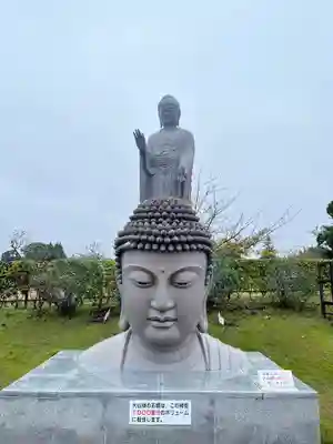 東本願寺本廟 牛久浄苑(牛久大仏)(茨城県)