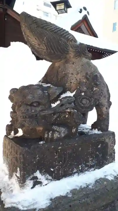 北海道神宮頓宮の狛犬