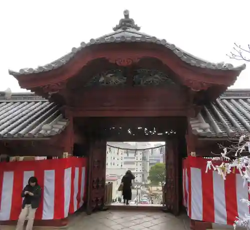 東照宮の山門