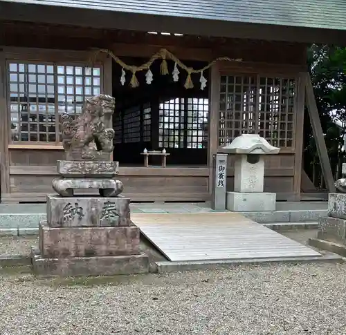 神明社（祖父江神明社）の狛犬