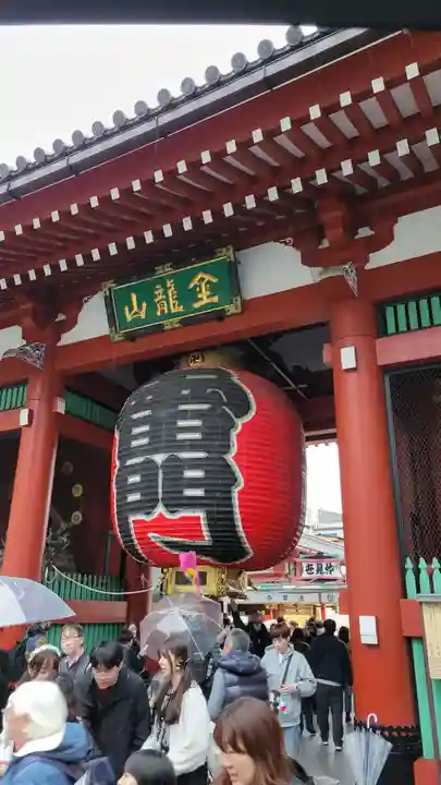 浅草寺の山門・神門
