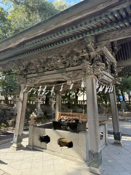 秩父神社の{uncategorized: "未分類", other: "その他", undefined: "問題あり", building: "その他建物", grave: "お墓", sacred_gate: "鳥居", guardian: "狛犬", statue: "像", buddha: "仏像", history: "歴史", nature: "自然", garden: "庭園", animal: "動物", pagoda: "塔", temizu: "手水舎", mountain_gate: "山門・神門", sanctuary: "本殿・本堂", subordinate: "末社・摂社", art: "芸術", scenery: "景色", jizo: "地蔵", ema: "絵馬", goshuin: "御朱印", omikuji: "おみくじ", items: "授与品その他", amulet: "お守り", goshuincho: "御朱印帳", eats: "食事", festival: "お祭り", votive_dance: "神楽", shichigosan: "七五三参", wedding: "結婚式", experience: "体験その他", initially: "初詣", around: "周辺", anti_infection: "感染症対策"}