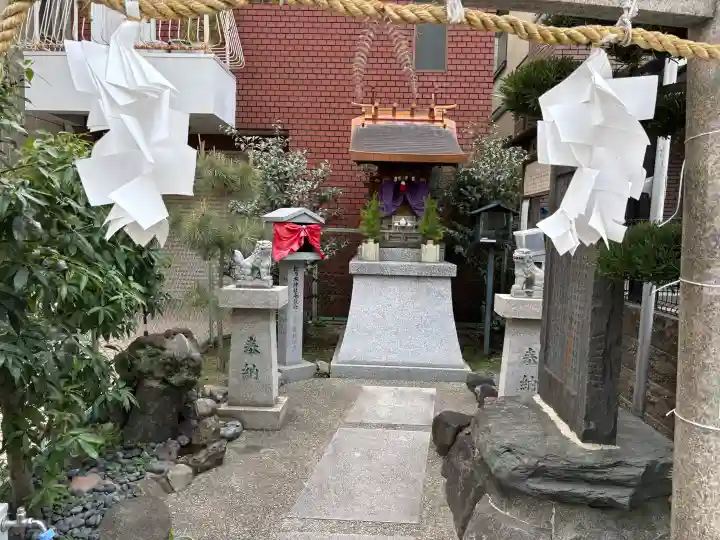 松乃木神社の{uncategorized: "未分類", other: "その他", undefined: "問題あり", building: "その他建物", grave: "お墓", sacred_gate: "鳥居", guardian: "狛犬", statue: "像", buddha: "仏像", history: "歴史", nature: "自然", garden: "庭園", animal: "動物", pagoda: "塔", temizu: "手水舎", mountain_gate: "山門・神門", sanctuary: "本殿・本堂", subordinate: "末社・摂社", art: "芸術", scenery: "景色", jizo: "地蔵", ema: "絵馬", goshuin: "御朱印", omikuji: "おみくじ", items: "授与品その他", amulet: "お守り", goshuincho: "御朱印帳", eats: "食事", festival: "お祭り", votive_dance: "神楽", shichigosan: "七五三参", wedding: "結婚式", experience: "体験その他", initially: "初詣", around: "周辺", anti_infection: "感染症対策"}