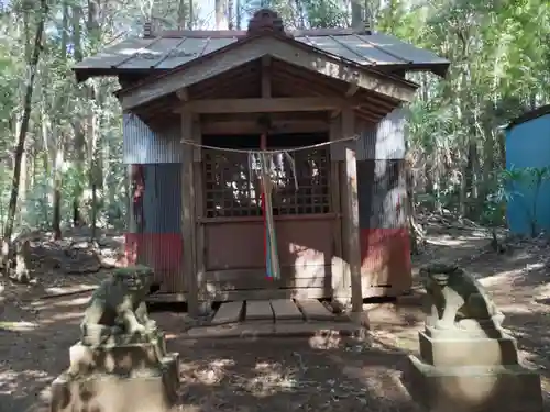 六所神社の本殿・本堂