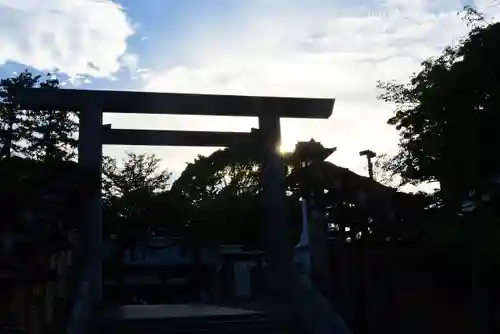 伊勢山皇大神宮の鳥居