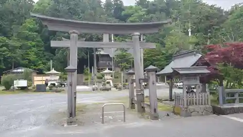 鳥海山大物忌神社吹浦口ノ宮の鳥居