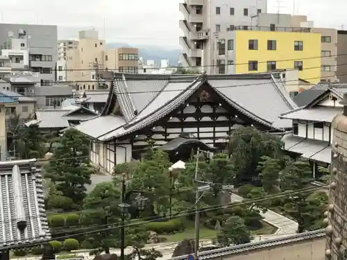 宝泰寺の建物その他