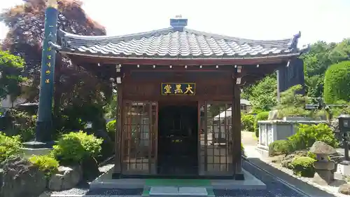 善生寺の本殿