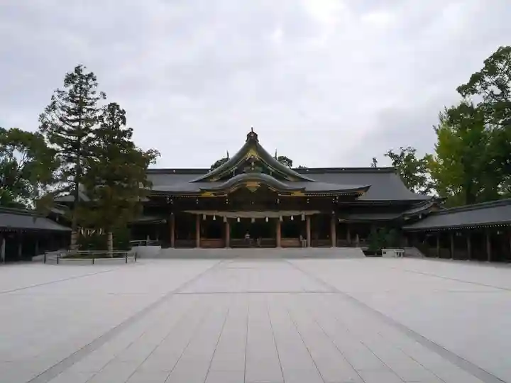 寒川神社の本殿・本堂