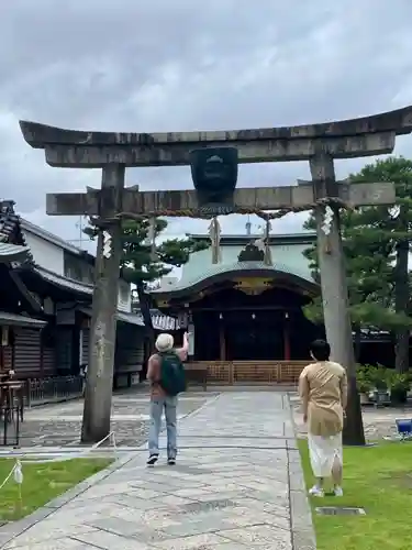 京都ゑびす神社の鳥居