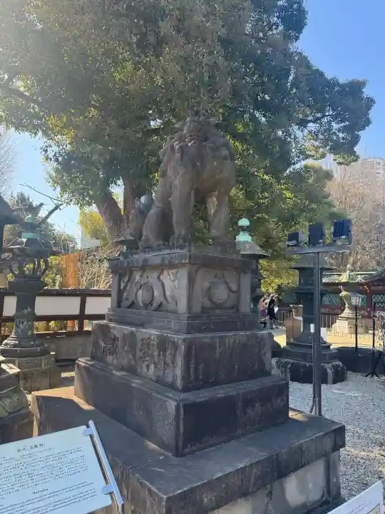 上野東照宮の{uncategorized: "未分類", other: "その他", undefined: "問題あり", building: "その他建物", grave: "お墓", sacred_gate: "鳥居", guardian: "狛犬", statue: "像", buddha: "仏像", history: "歴史", nature: "自然", garden: "庭園", animal: "動物", pagoda: "塔", temizu: "手水舎", mountain_gate: "山門・神門", sanctuary: "本殿・本堂", subordinate: "末社・摂社", art: "芸術", scenery: "景色", jizo: "地蔵", ema: "絵馬", goshuin: "御朱印", omikuji: "おみくじ", items: "授与品その他", amulet: "お守り", goshuincho: "御朱印帳", eats: "食事", festival: "お祭り", votive_dance: "神楽", shichigosan: "七五三参", wedding: "結婚式", experience: "体験その他", initially: "初詣", around: "周辺", anti_infection: "感染症対策"}