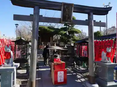 成田山深川不動堂(新勝寺東京別院)の鳥居