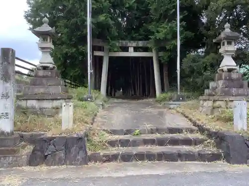 八幡社の鳥居