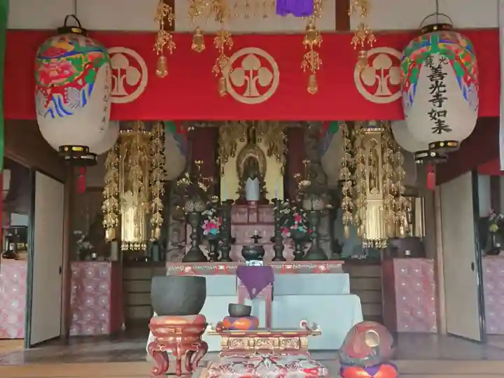 薬師寺の本殿・本堂