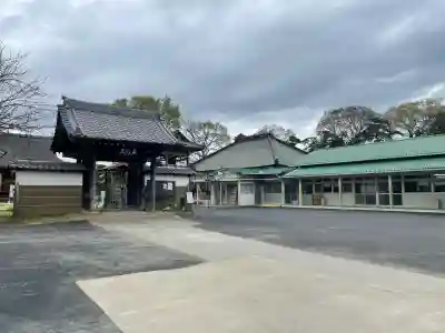 常楽寺の{uncategorized: "未分類", other: "その他", undefined: "問題あり", building: "その他建物", grave: "お墓", sacred_gate: "鳥居", guardian: "狛犬", statue: "像", buddha: "仏像", history: "歴史", nature: "自然", garden: "庭園", animal: "動物", pagoda: "塔", temizu: "手水舎", mountain_gate: "山門・神門", sanctuary: "本殿・本堂", subordinate: "末社・摂社", art: "芸術", scenery: "景色", jizo: "地蔵", ema: "絵馬", goshuin: "御朱印", omikuji: "おみくじ", items: "授与品その他", amulet: "お守り", goshuincho: "御朱印帳", eats: "食事", festival: "お祭り", votive_dance: "神楽", shichigosan: "七五三参", wedding: "結婚式", experience: "体験その他", initially: "初詣", around: "周辺", anti_infection: "感染症対策"}
