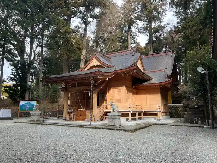 須山浅間神社の本殿・本堂