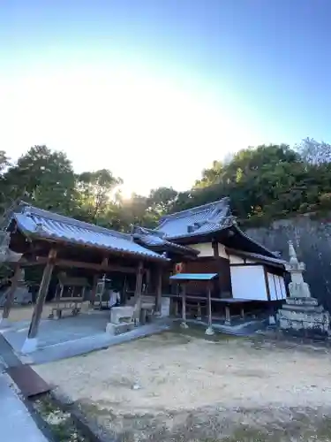 太山寺の本殿