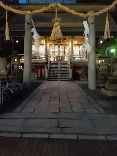 白神社の鳥居