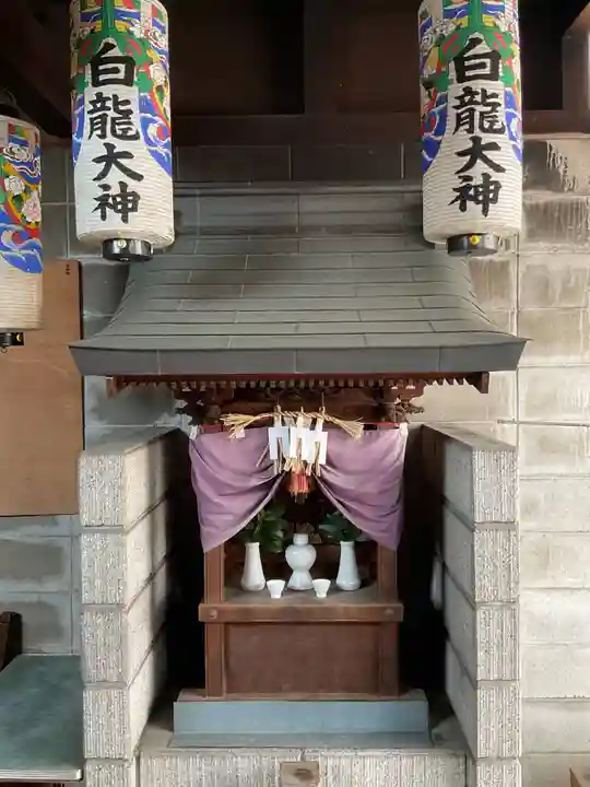 吹上観音堂の末社・摂社