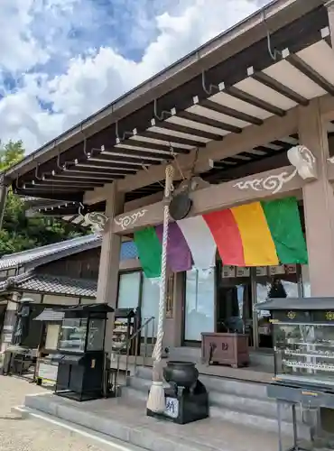 弥勒寺の本殿・本堂