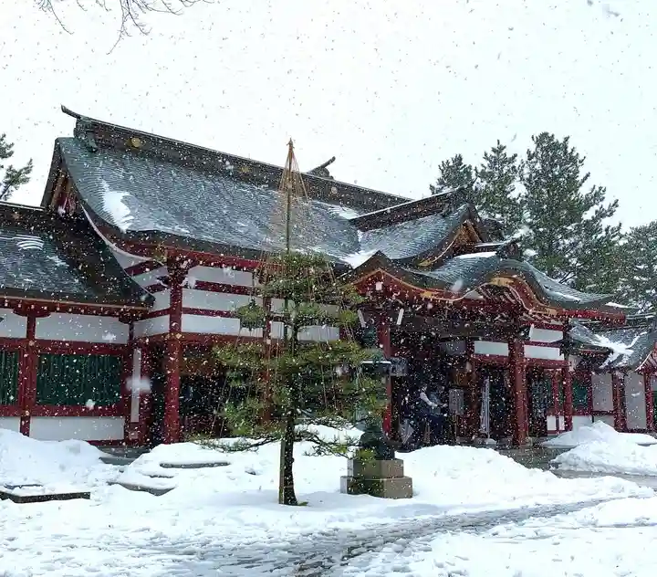 氣比神宮の本殿・本堂