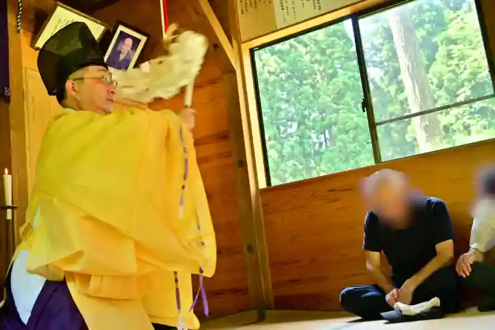 郡殿の池弁財天社(新潟県)