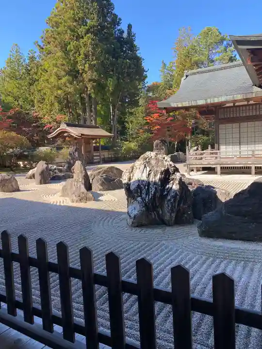 高野山金剛峯寺の庭園