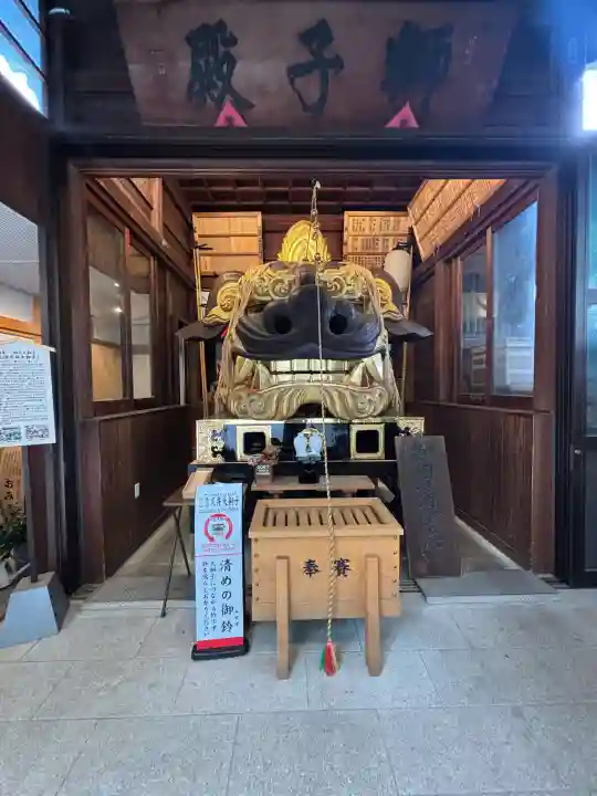 波除神社(波除稲荷神社)の{uncategorized: "未分類", other: "その他", undefined: "問題あり", building: "その他建物", grave: "お墓", sacred_gate: "鳥居", guardian: "狛犬", statue: "像", buddha: "仏像", history: "歴史", nature: "自然", garden: "庭園", animal: "動物", pagoda: "塔", temizu: "手水舎", mountain_gate: "山門・神門", sanctuary: "本殿・本堂", subordinate: "末社・摂社", art: "芸術", scenery: "景色", jizo: "地蔵", ema: "絵馬", goshuin: "御朱印", omikuji: "おみくじ", items: "授与品その他", amulet: "お守り", goshuincho: "御朱印帳", eats: "食事", festival: "お祭り", votive_dance: "神楽", shichigosan: "七五三参", wedding: "結婚式", experience: "体験その他", initially: "初詣", around: "周辺", anti_infection: "感染症対策"}