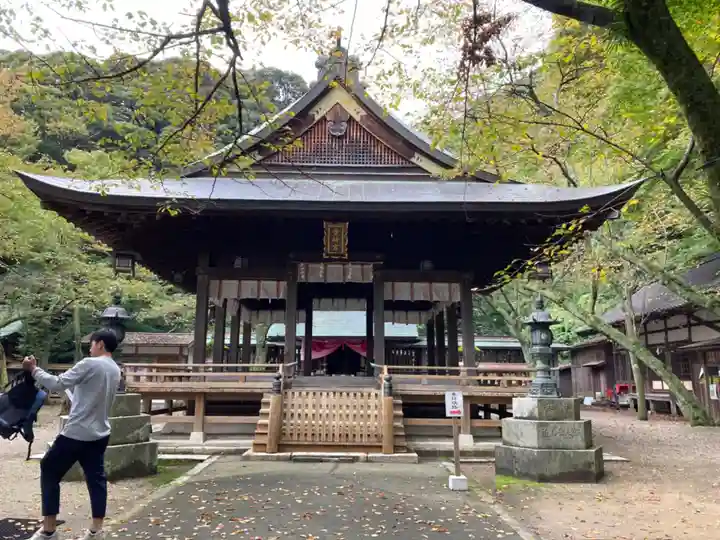 金崎宮の本殿・本堂