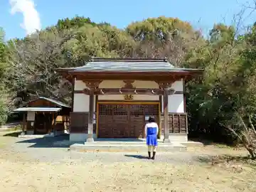 兼山神社の本殿・本堂
