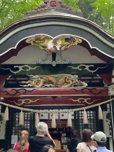 新屋山神社の本殿