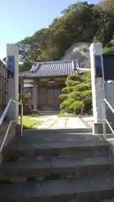 海前寺の本殿・本堂