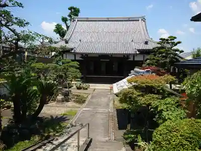 本誓寺の本殿・本堂