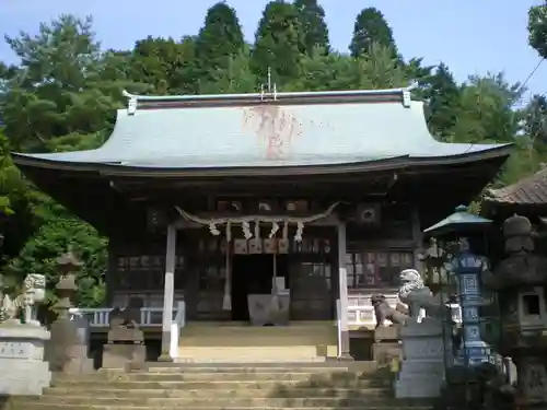 陶山神社の本殿・本堂