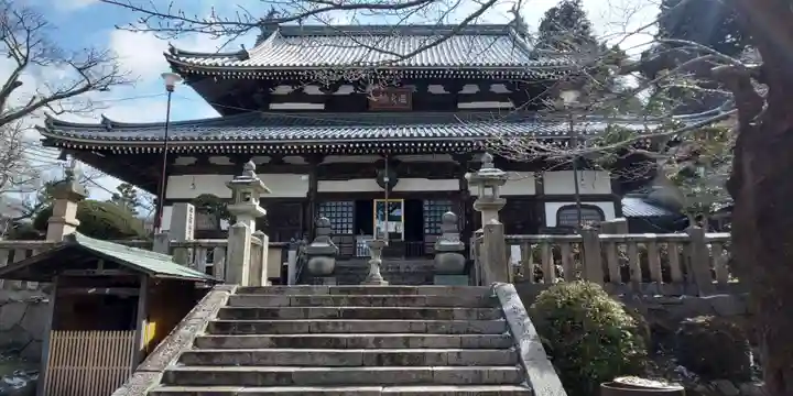 温泉寺の本殿・本堂
