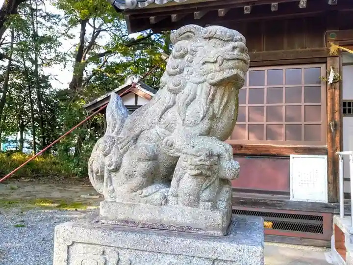山神社の狛犬