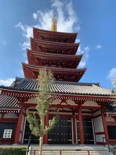 浅草寺の塔